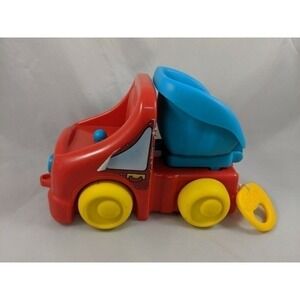 PBS Kids Caillou Dump Truck Pull String Go Famosa 6 Inch
